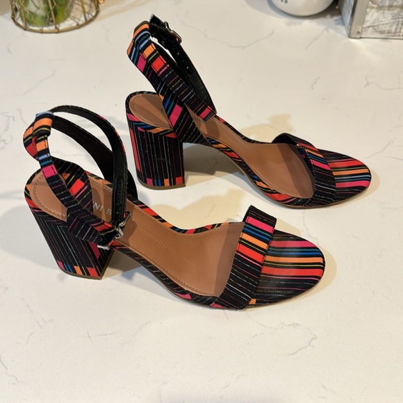 Multi color Gianni Bini open toe heels sz 9 - Picture 3 of 4